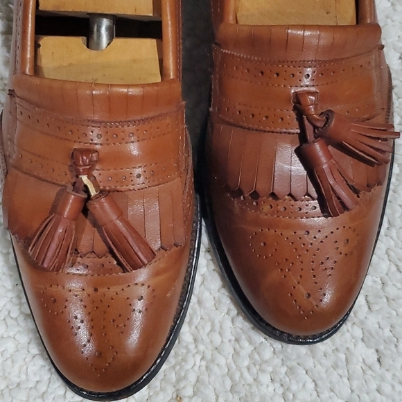 Allen Edmonds Bridgeton tan leather slip on perforated loafer main image 7